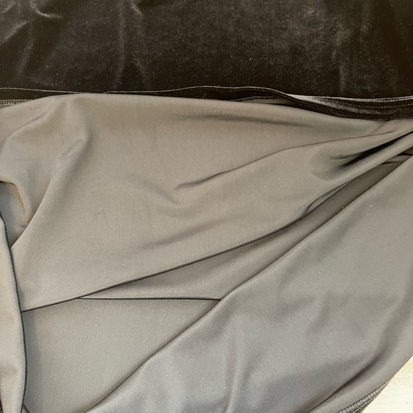 Jacqueline Ferrar Hi Neck Velvet Black Midi Dress/Tunic Size 16 - Picture 4 of 9